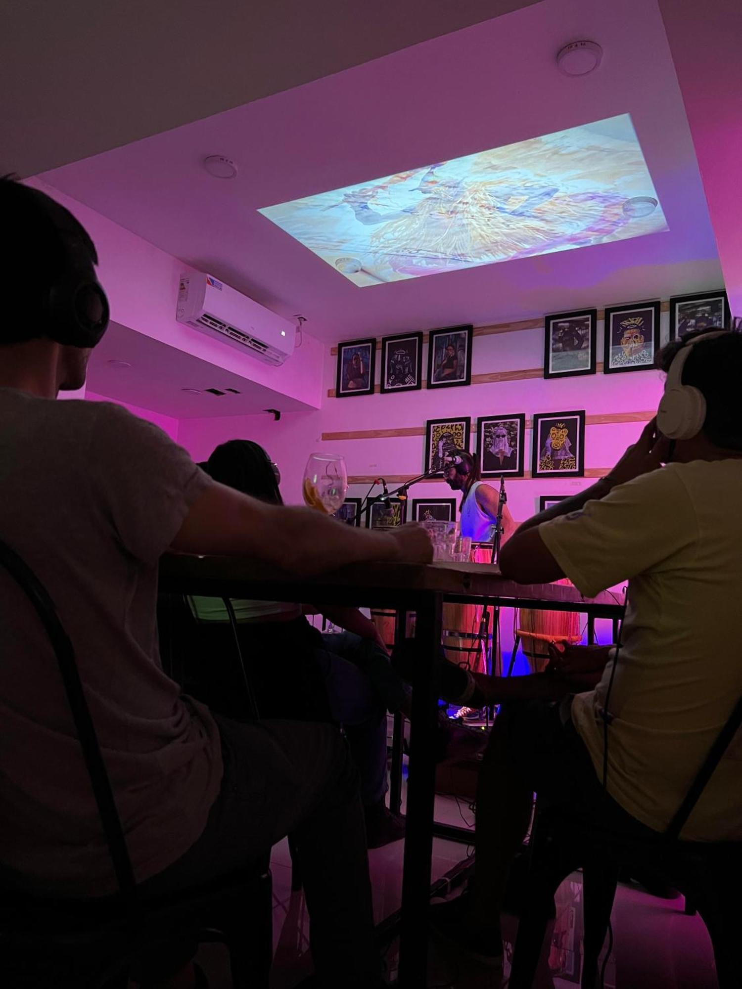 Black Star Art Hostel เนวเก็น ภายนอก รูปภาพ