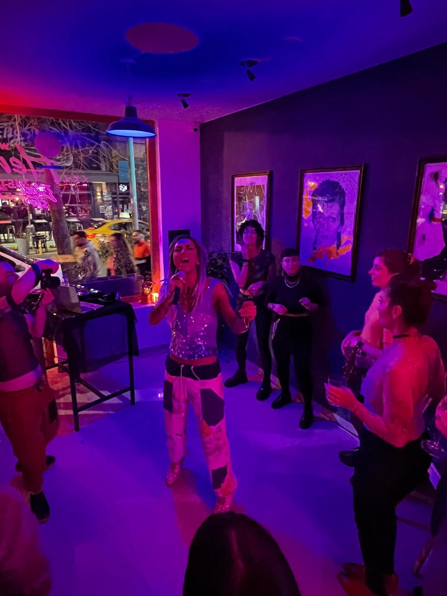 Black Star Art Hostel เนวเก็น ภายนอก รูปภาพ