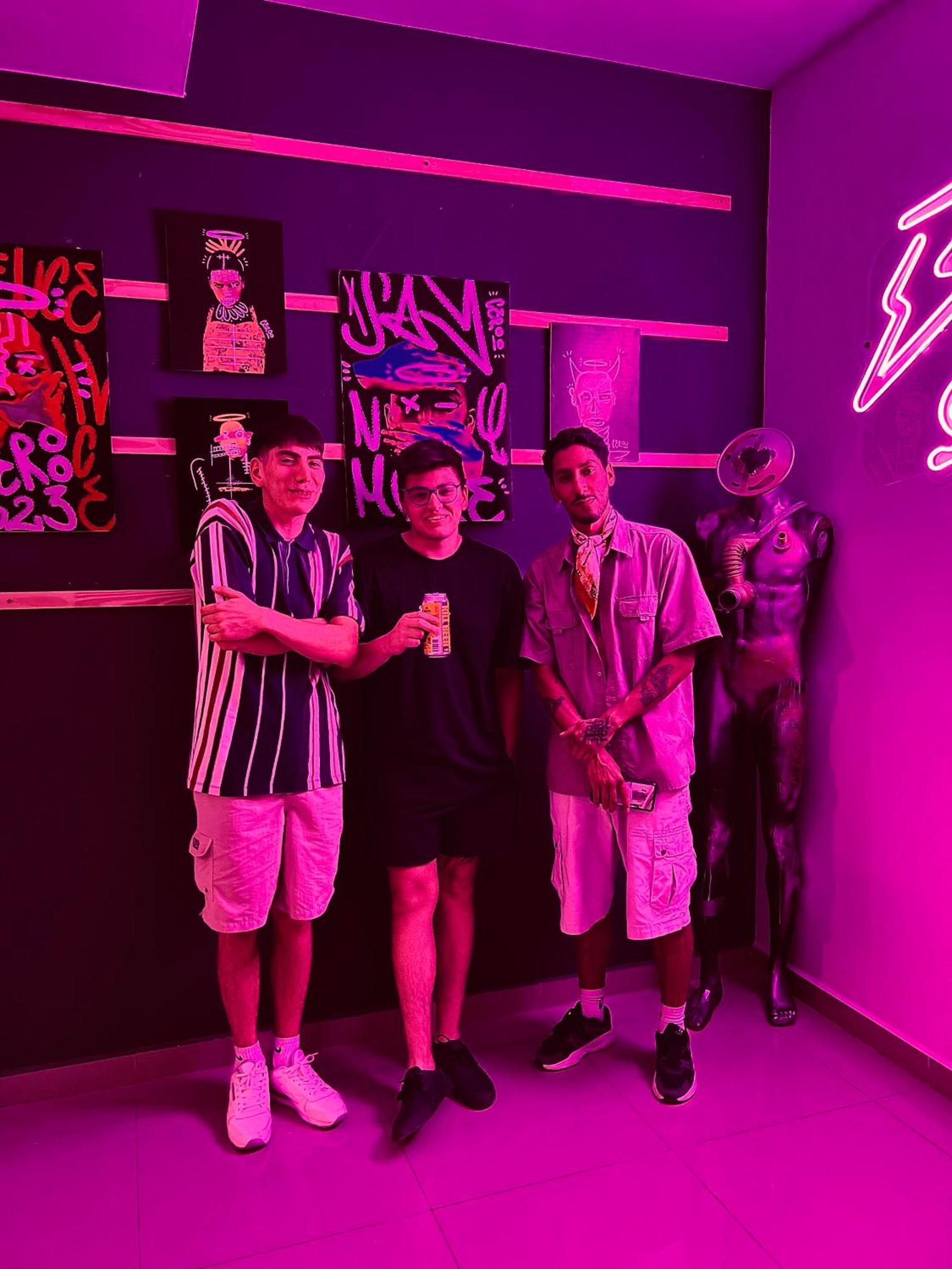 Black Star Art Hostel เนวเก็น ภายนอก รูปภาพ